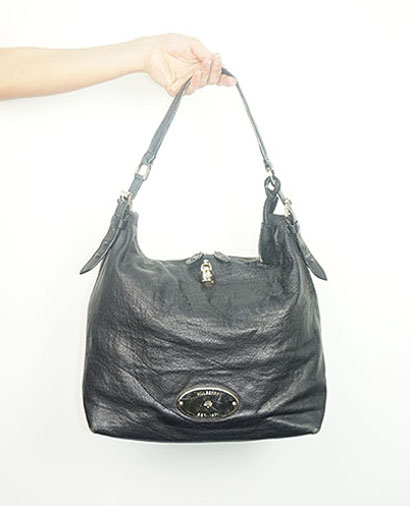 Bella Hobo, front view